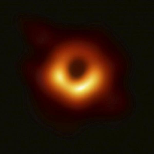 Nowak, collaborators share new observations of famous black hole