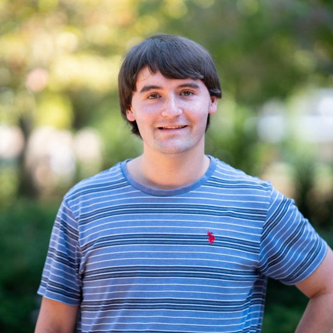 Headshot of Michael Abreu