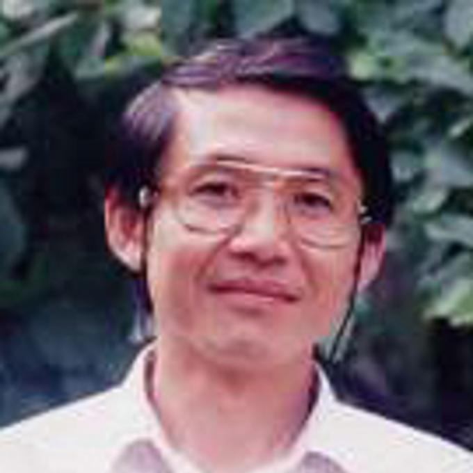 Headshot of Wai Mo Suen