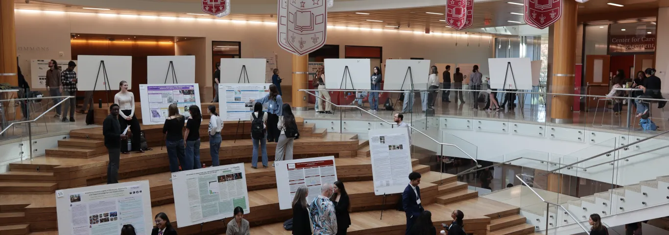 Physics students present at Fall 2025 Undergraduate Research Symposium