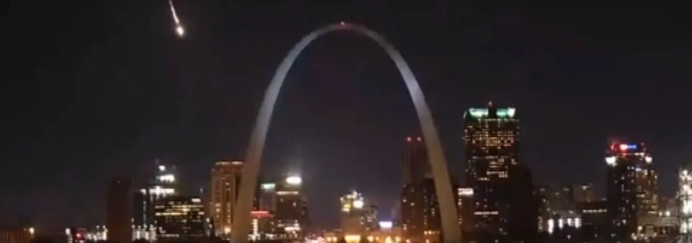 Scientists think there may be meteorites in this Missouri pasture