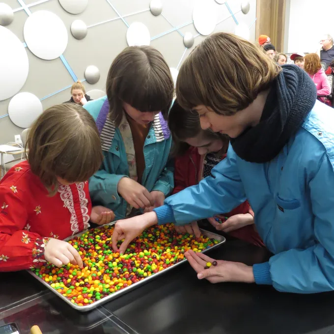 Student participants implement an M&M model of biological evolution