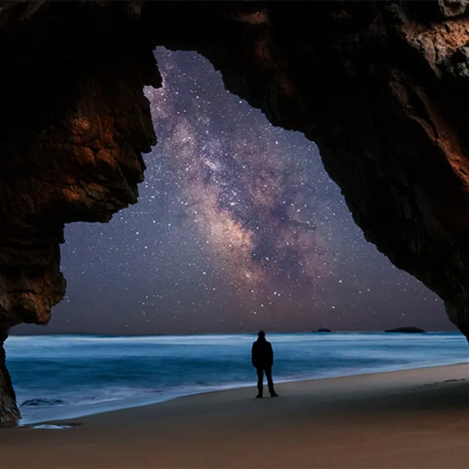 View of the milky way over the ocean
